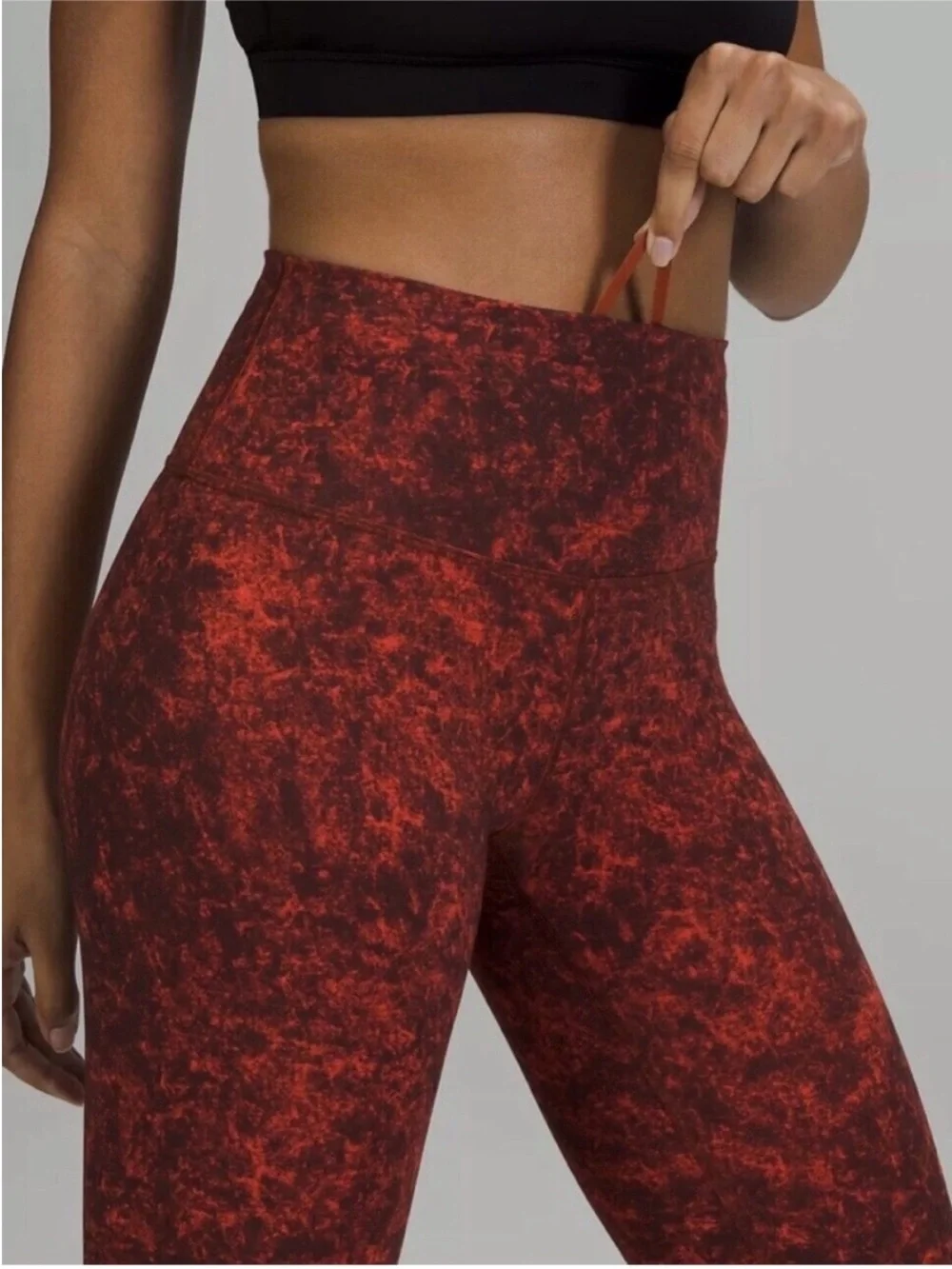 Lululemon Wunder Train High Rise 25